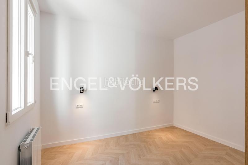 Foto a38983d2-ee6f-430b-a5d7-0ab4dc4237e4. Piccolo appartamento con riscaldamento parcheggio in Madrid