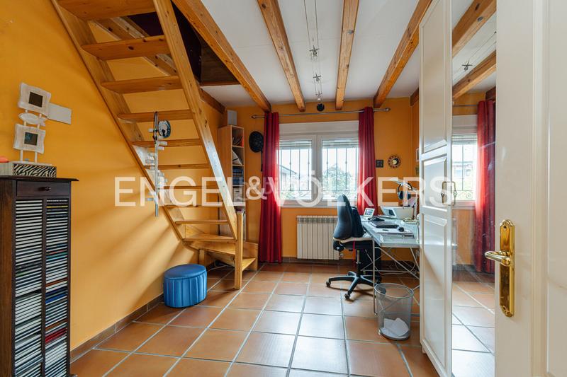 Foto 0f9bd2e8-2bf1-4b1c-83a6-7e4d649f6829. Casa amb calefacció a Los Ángeles-Jarandilla Torrelodones