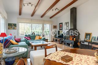 Casa en Los Ángeles-Jarandilla. Vivienda en el centro de torrelodones