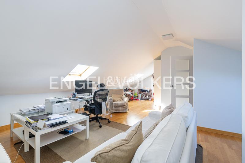 Foto 05046db5-ad3e-4415-b4fe-a9423d529ce0. Casa amb calefacció aparcament a Norte Pozuelo de Alarcón