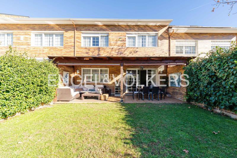 Foto 81dff1bf-c0a6-4647-bbd4-98aa8025a728. Casa amb calefacció aparcament a Norte Pozuelo de Alarcón