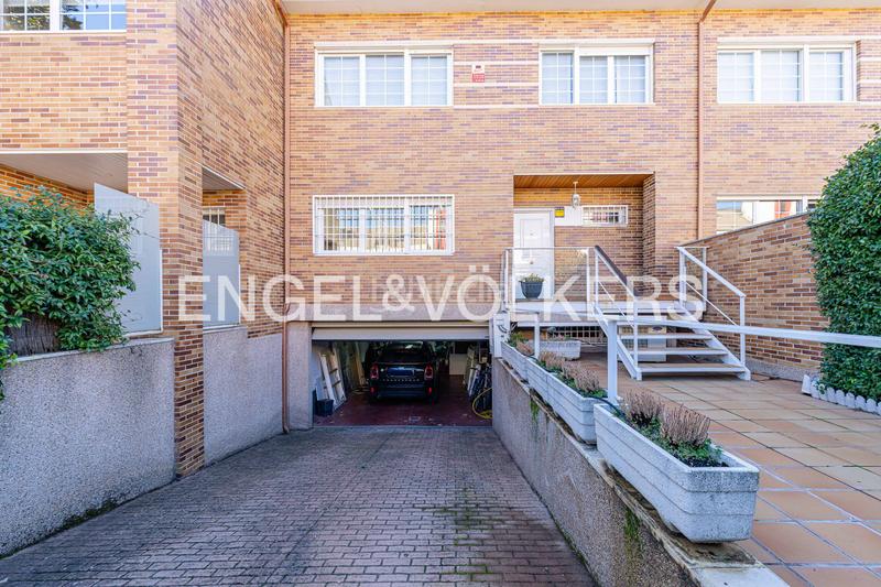 Foto 98beb6e6-b3a6-45c8-97ab-9a682cae61fd. Casa amb calefacció aparcament a Norte Pozuelo de Alarcón