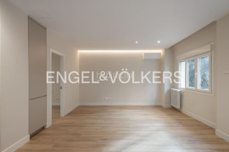 Foto b74da5a5-ac6f-4c43-859a-31d9c3960a43. Appartement mit heizung in Pacífico Madrid