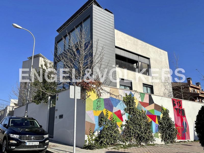 Foto 5b662cf2-ab8d-4625-9f3f-2a8d7819c7ee. Appartement mit heizung parking pool in Canillas Madrid