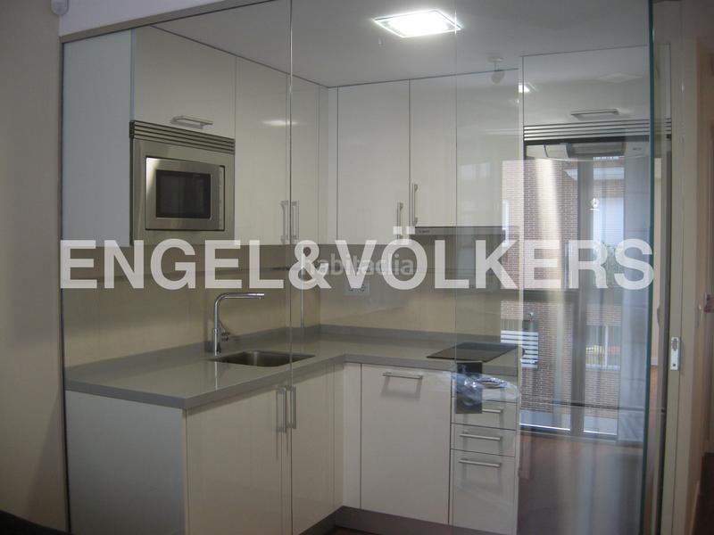 Foto df993b4c-2b6e-4619-a2cb-506960ba02c3. Appartement mit heizung parking pool in Canillas Madrid