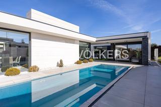 Haus in Valdecabañas. Exclusiva villa en valdecabañas