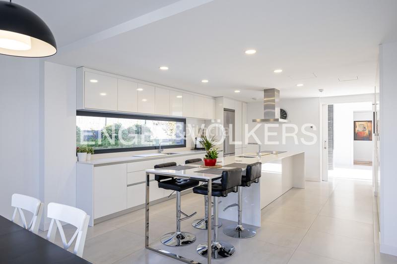 Foto 0a3e562b-43a3-4ac4-81f3-4379c2537559. House with heating parking pool in Valdecabañas Boadilla del Monte