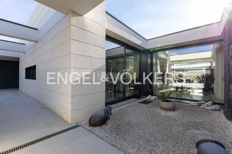 Foto 4e7a8552-6234-4f2b-83ae-9235c66b80fe. House with heating parking pool in Valdecabañas Boadilla del Monte