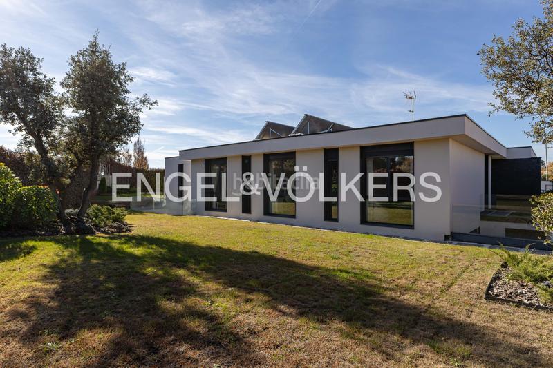 Foto fa2169d1-4721-415f-a668-bf01b6b99d2b. House with heating parking pool in Valdecabañas Boadilla del Monte