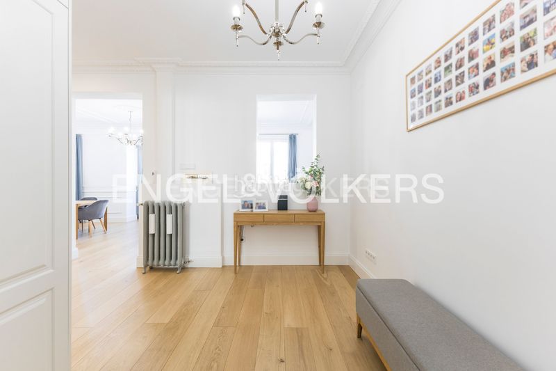 Piso reformado con vistas bonitas en Jerónimos Madrid - Imagen 16