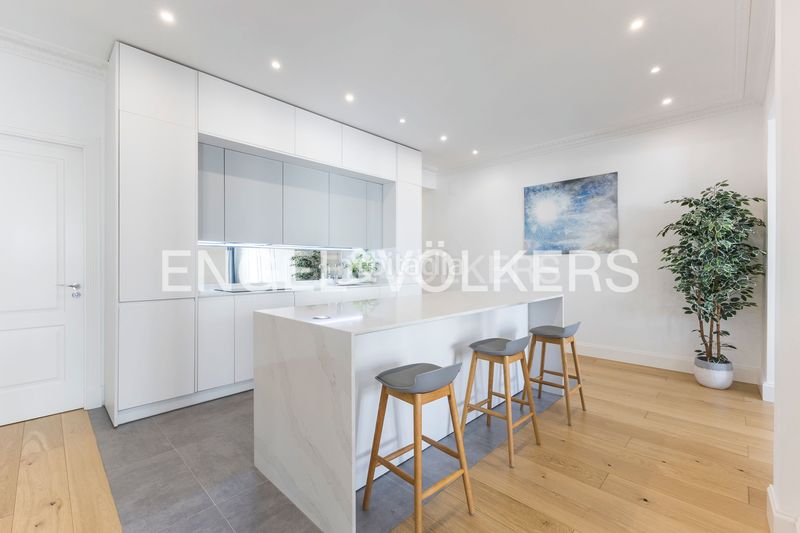 Piso reformado con vistas bonitas en Jerónimos Madrid - Imagen 7