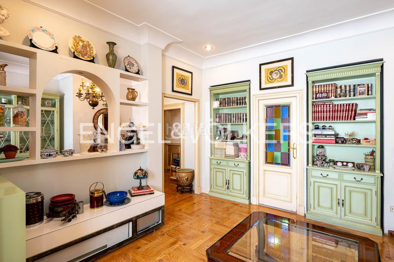 Foto 7b65fbf7-3c41-4642-8e8d-3ef46920371b. Apartment with heating in Lista Madrid