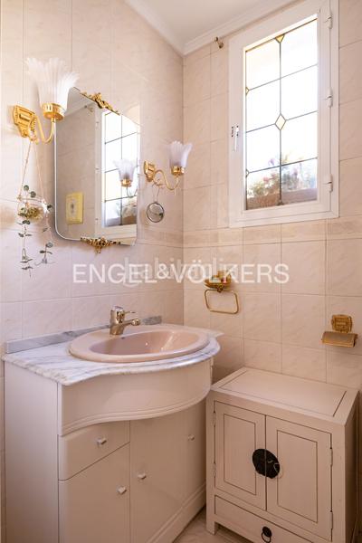 Foto 8a5d55d4-ec58-465d-850e-3004f2f1957f. Apartment with heating in Lista Madrid