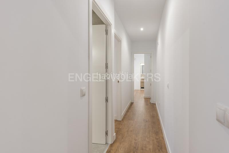 Foto 1f550bf4-8d66-46ec-8e13-e859ced15fac. Alquiler apartamento extraordinario piso con reforma a estrenar en salamanca en Madrid