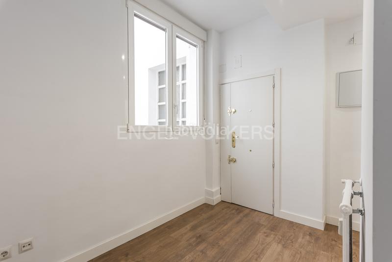 Foto 71fe9106-3ed9-44a8-82d2-fd1aaf8be164. Alquiler apartamento extraordinario piso con reforma a estrenar en salamanca en Madrid