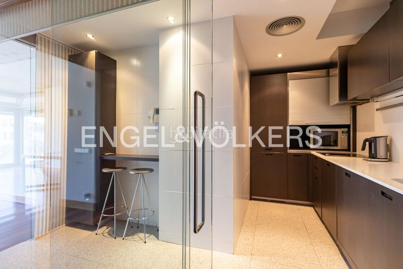 Foto f919fcd0-21d2-47a3-bc55-73ff94f37c11. Miete appartement mit heizung parking in Castellana Madrid