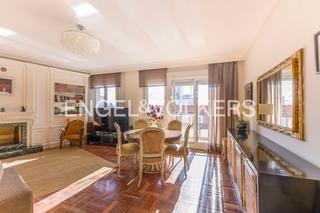 Apartment in Ibiza. Mágnifica vivienda con terraza con vistas laterales al retiro, g