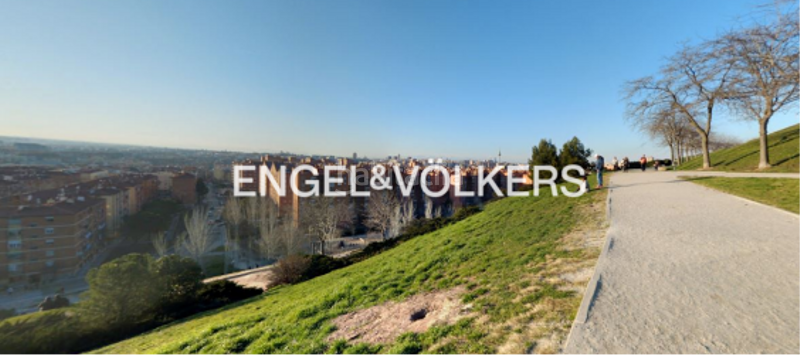 Foto f63b7433-b2e7-4be8-9558-446ee5e9f553. Alquiler apartamento fantastico piso de 2 habitaciones con 2 plazas de garaje en Madrid