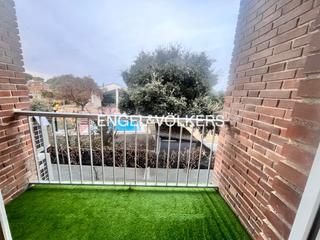 Lloguer Estudi a Raya del Palancar-Guadamonte. Estudio con porche y terraza para estudiantes