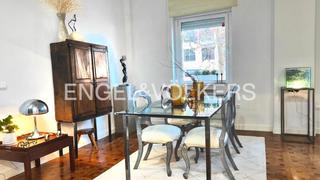 Alquiler Apartamento en Almenara-Ventilla. Elegante piso exterior con vistas al prestigioso paseo de la cas