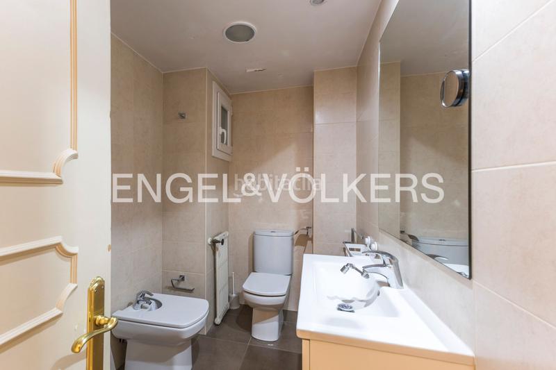 Foto 38532164-1238-447c-827d-e3948fd0746d. Piccolo appartamento con riscaldamento parcheggio in Madrid