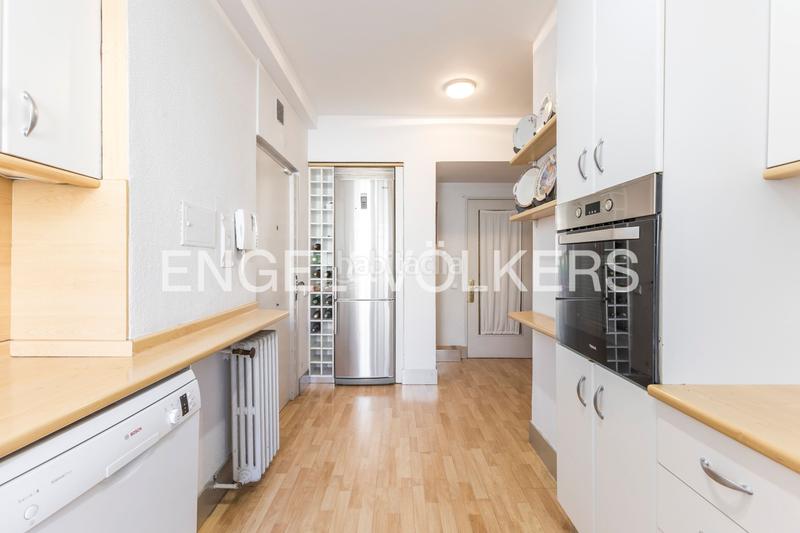 Foto 43794314-615e-4fc1-bb1c-fe0de23266ca. Piccolo appartamento con riscaldamento parcheggio in Madrid