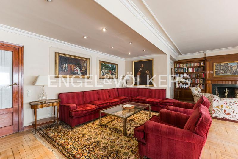 Foto ca9bce5b-9c35-484a-bc98-4ed4f5172a73. Piccolo appartamento con riscaldamento parcheggio in Madrid