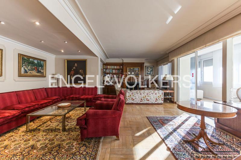 Foto fe3b37fb-4968-489e-bf24-ab382bdbbf58. Piccolo appartamento con riscaldamento parcheggio in Madrid