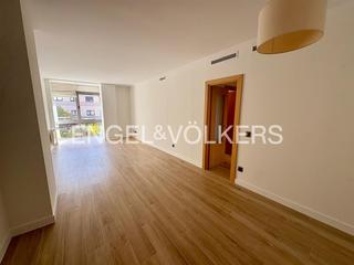 Location Appartement  Avenida del talgo. Amplio piso en aravaca