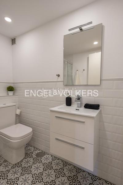 Foto de5cfd3e-ee09-470f-be5e-459a0b440fe7. Alquiler apartamento fantástico piso amueblado junto a la gran vía en Madrid