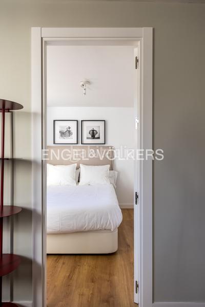 Foto f311de0f-98d5-4e29-92be-9ce2151f66d2. Alquiler apartamento fantástico piso amueblado junto a la gran vía en Madrid