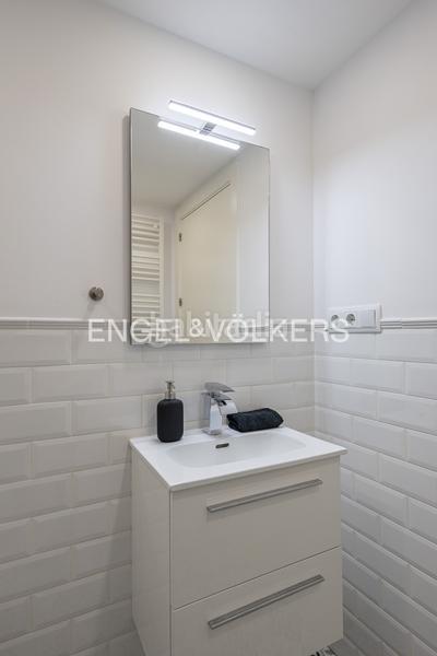 Foto b23509fb-9fdd-48ff-9369-625ff0f407cc. Miete appartement mit heizung in Universidad-Malasaña Madrid