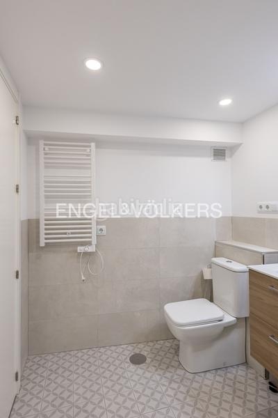 Foto db9ddf28-9ff9-4217-86f3-9c1668c2b138. Miete appartement mit heizung in Universidad-Malasaña Madrid