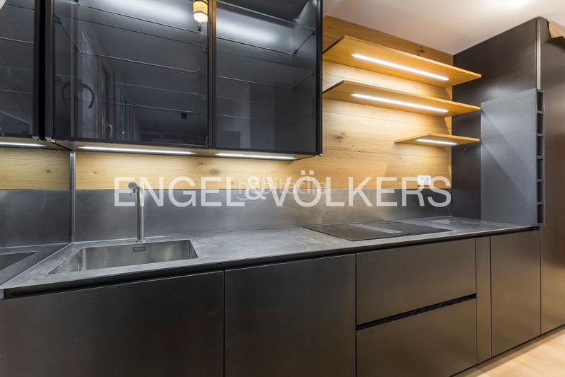 Foto 0487d57c-8e5d-4348-996c-fb396ea58943. Piccolo appartamento con riscaldamento piscina in Madrid