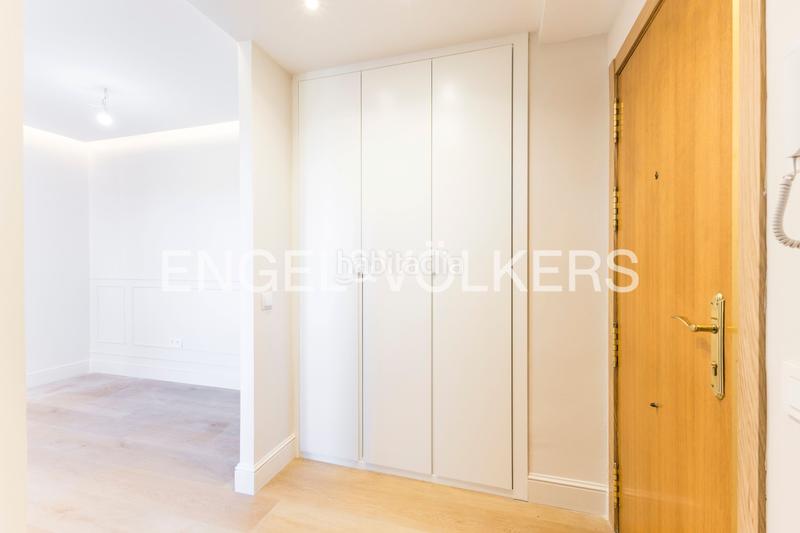 Foto 53483db9-d9f5-4b90-a174-40d074065e25. Piccolo appartamento con riscaldamento piscina in Madrid