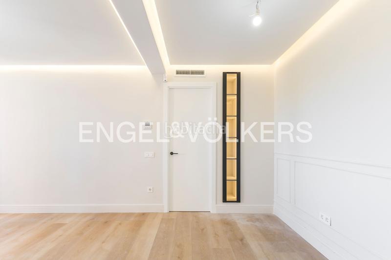 Foto c70cbb28-a80a-4933-8c31-0d3d35967342. Piccolo appartamento con riscaldamento piscina in Madrid