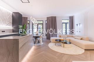 Apartamento en Castellana. Reformado de lujo en edificio clásico rehabilitado