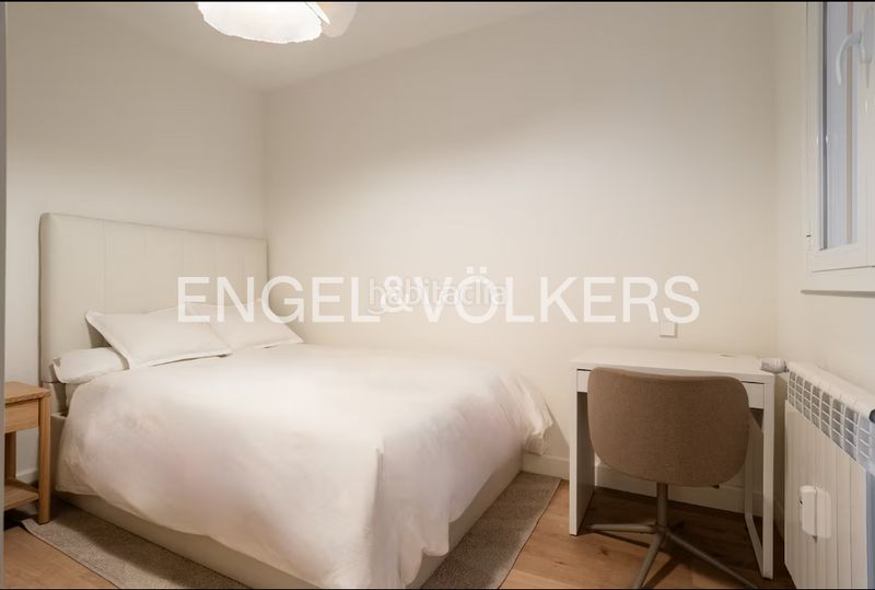 Foto e7de9262-a6b7-421b-b0ae-66907a064e7b. Pis amb calefacció a Argüelles Madrid