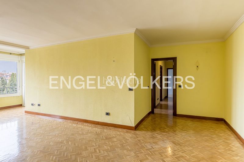 Foto 45f9e257-6904-4760-9772-84e934b0f847. Pis amb calefacció aparcament piscina a San Juan Bautista Madrid