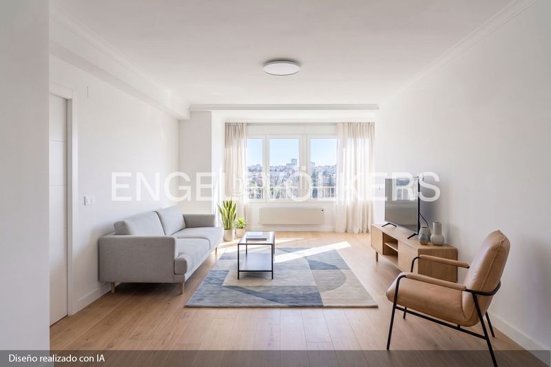 Foto 8ef3b05a-30d8-4e53-af49-3771e8d4eda7. Pis amb calefacció aparcament piscina a San Juan Bautista Madrid