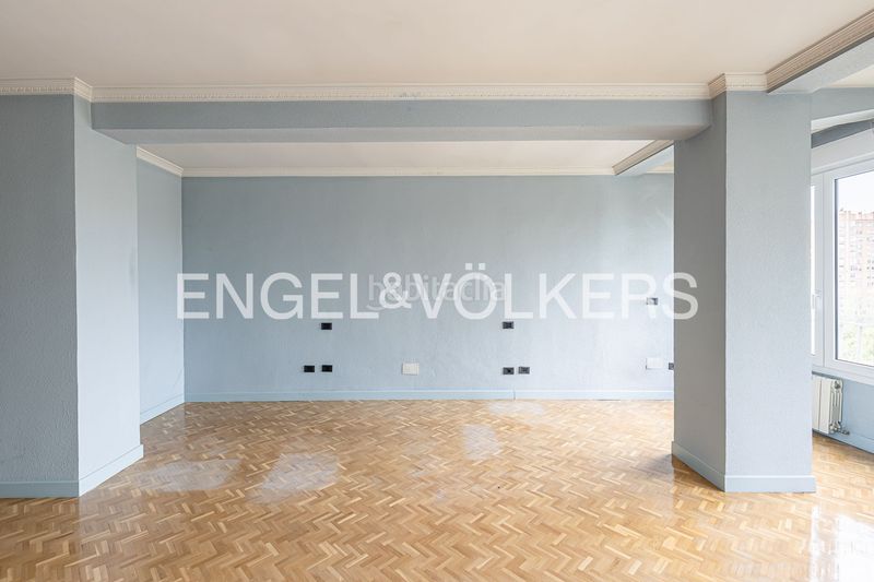 Foto ab00579a-4a06-439e-8b01-799aa1cdb422. Pis amb calefacció aparcament piscina a San Juan Bautista Madrid