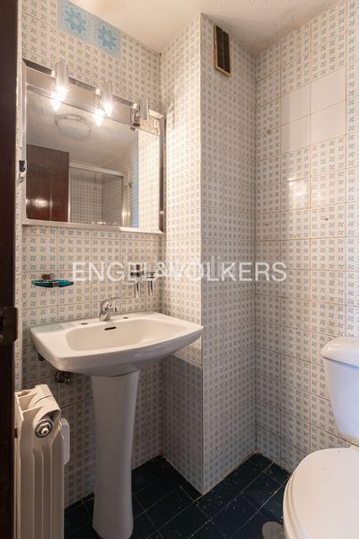 Foto be9c241f-27e8-45f6-a61f-dbfe740a588c. Pis amb calefacció aparcament piscina a San Juan Bautista Madrid