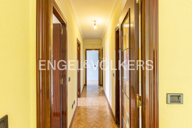 Foto ec432daf-1a5c-4d21-8001-297789bc0ced. Pis amb calefacció aparcament piscina a San Juan Bautista Madrid