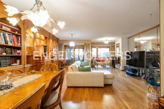 Casa a El Burgo. Precioso chalet adosado  urbanización el madrigal, el burgo