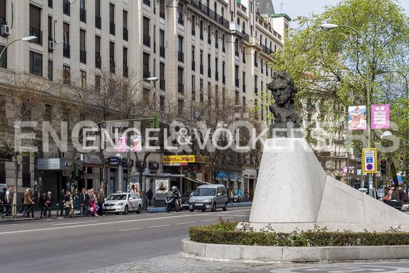 Foto 50bec326-8d88-4ed2-ae4b-b93eaac407b4. Pis amb calefacció a Goya Madrid