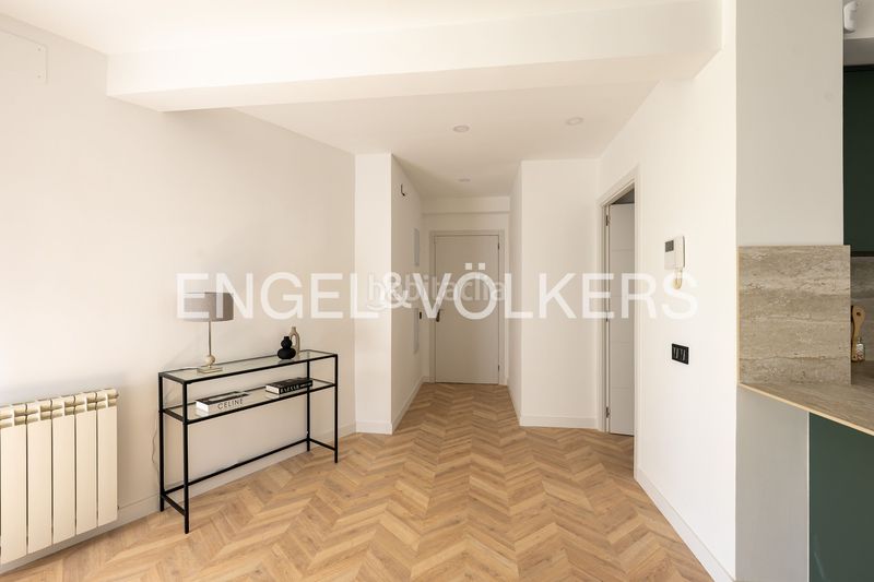 Foto 954c2785-2a6f-44e0-a0ea-e98e01da61e3. Piso exclusiva vivienda reformada a estrenar con terraza en el corazón de Prosperidad en Madrid