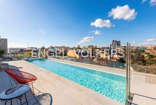 Apartament a Castilla. Espectacular bajo con jardín de obra nueva