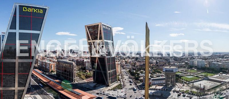 Foto af754db4-c2ab-4e94-a904-767188963776. Pis amb calefacció aparcament a La Paz Madrid