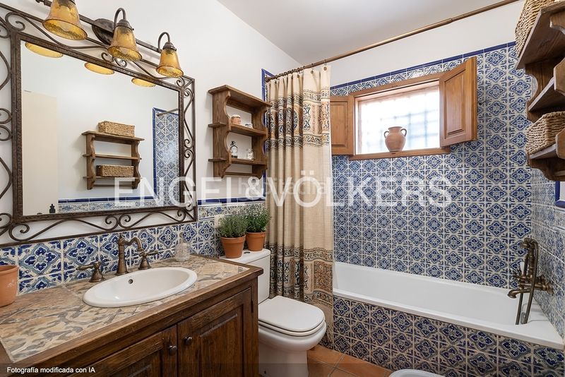 Foto f09aaff2-dd0e-4f81-9c4d-cb8d45945753. Casa amb calefacció aparcament piscina a Parquelagos-Puente Nuevo Galapagar