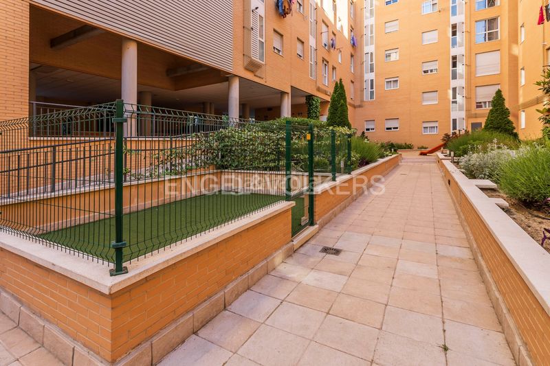 Foto 4f105a54-3a1d-40ed-92b6-624a18dd31d4. Pis amb calefacció aparcament a Butarque Madrid